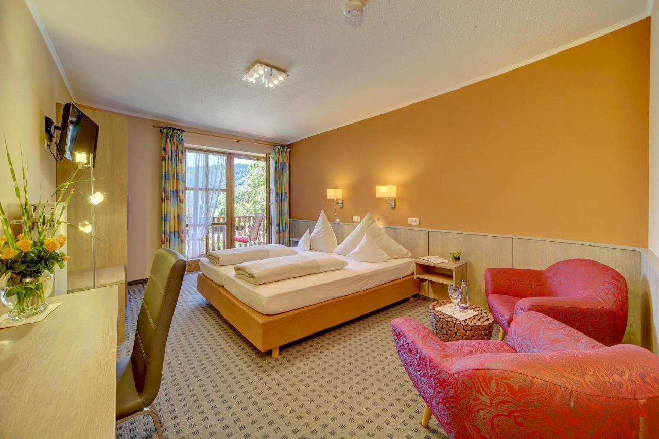 Zum Edlhof Hotel Obernzell ภายนอก รูปภาพ