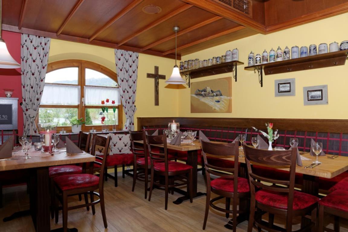 Zum Edlhof Hotel Obernzell ภายนอก รูปภาพ