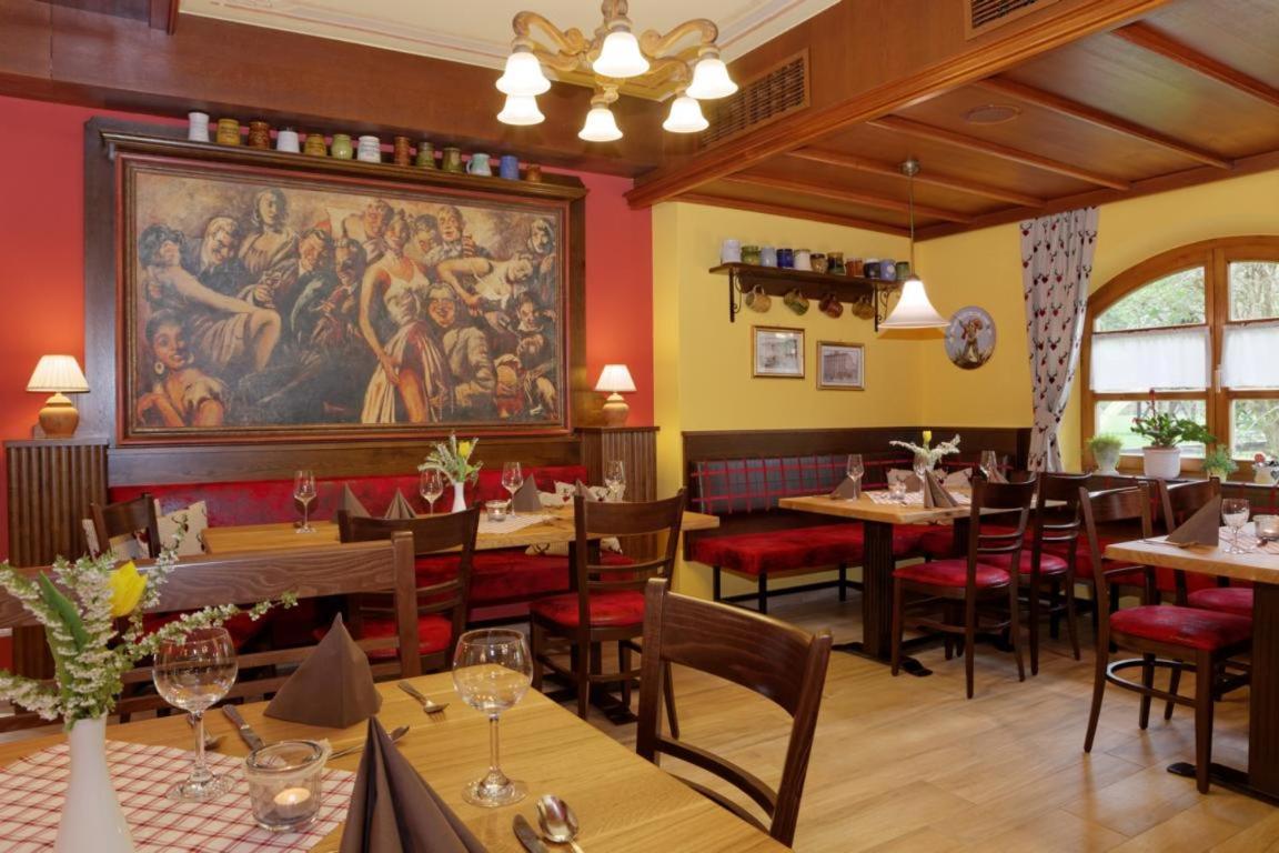 Zum Edlhof Hotel Obernzell ภายนอก รูปภาพ
